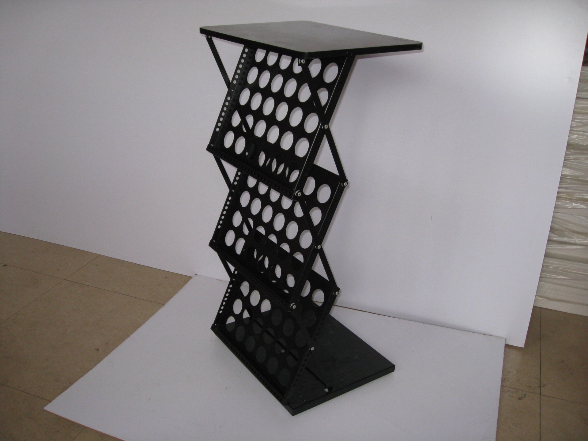 a3折叠资料架 铁制烤漆 出口质量 铝合金资料架 海报架资料摆放架