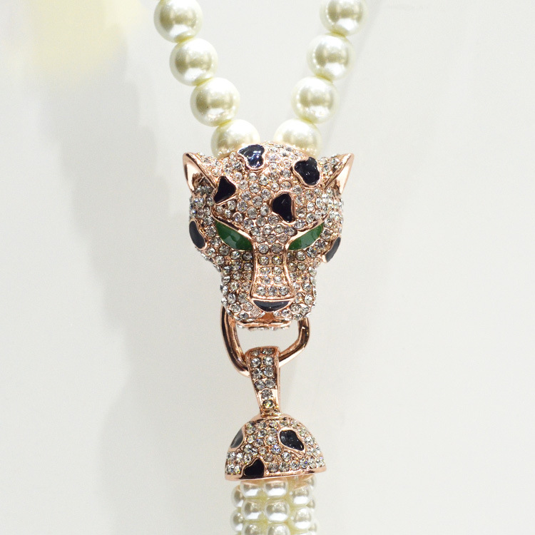 威妮华饰品批发 时尚长款项链毛衣链 个性豹子镶钻串珠毛衣链