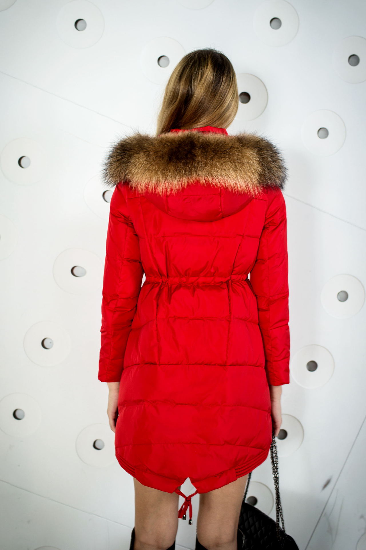 2014新款女式羽绒服 欧美风中长款修身高腰个性羽绒外套带毛领图片_37