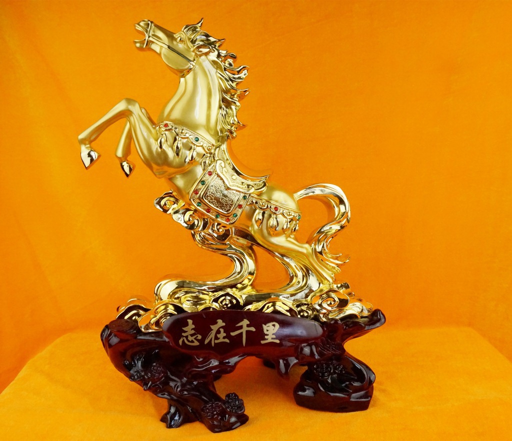 志在千里镀金色马摆件 高档工艺品家居饰品摆件 马年创意礼品批发