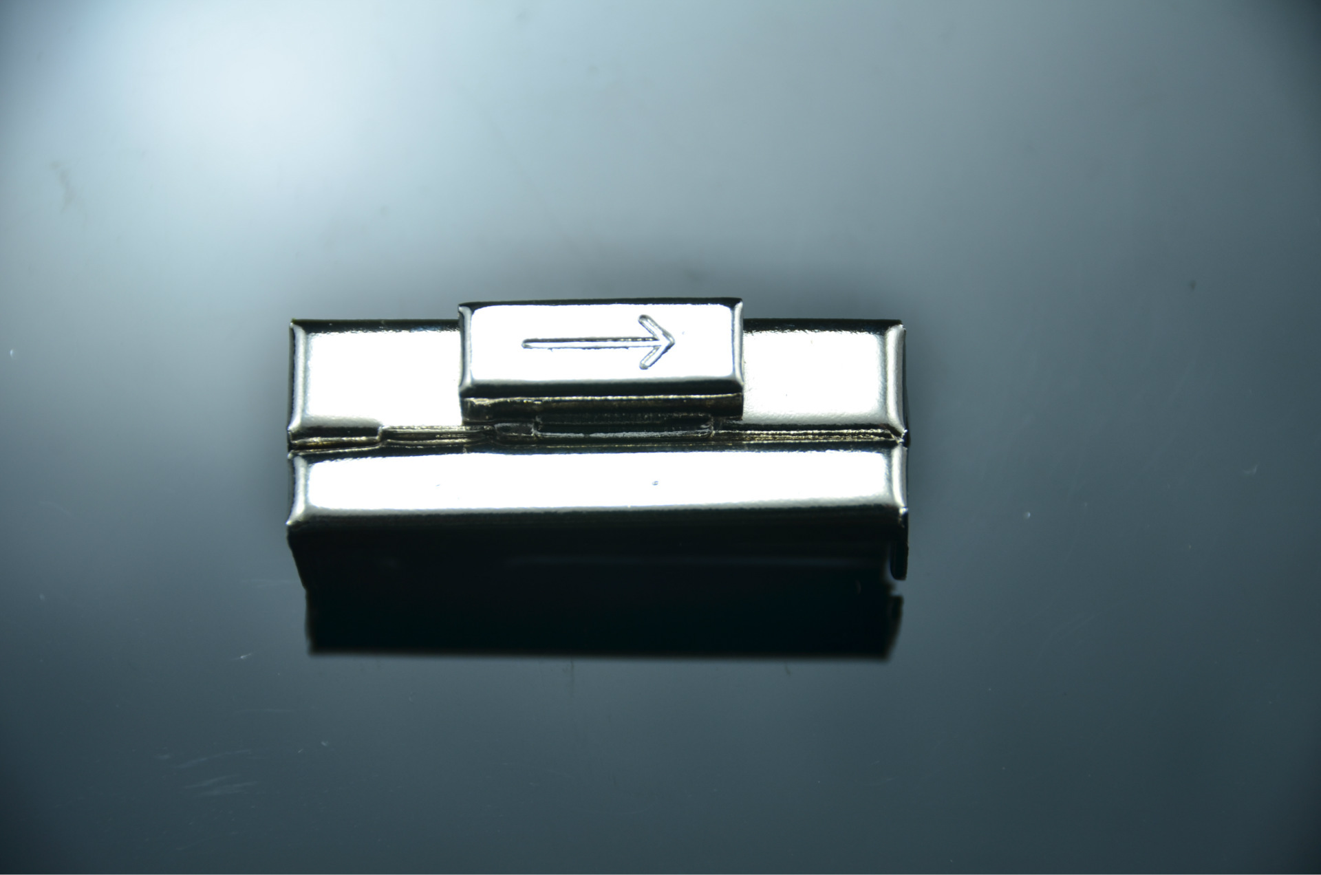 供应滚白镍纸盒锁扣 五金配件 铁皮锁v018