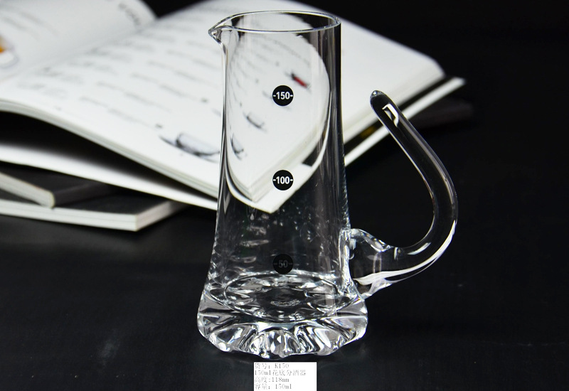 批发订做玻璃分酒器 150ml黑把转底分酒器 环保无铅酒吧倒酒器