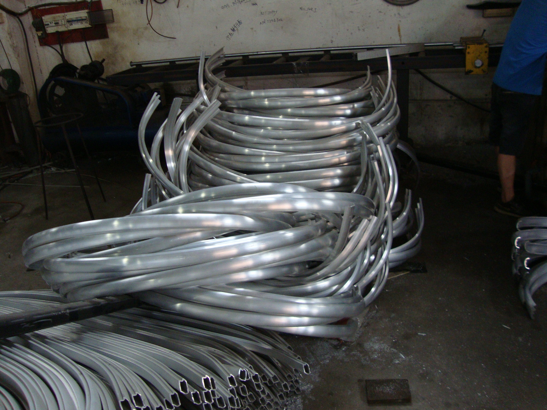 广东佛山折弯成型加工铝型材,铝制品,铝合金产品详情 - 中国供应商