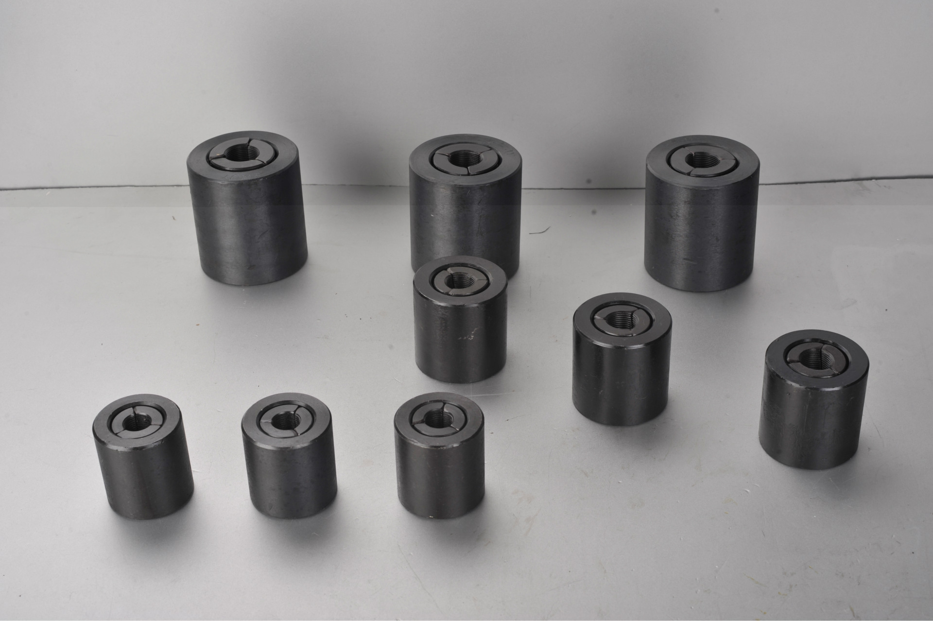 厂家直销锚具 km22-1770(16.95元/套),km18-1860(9.45元/套)