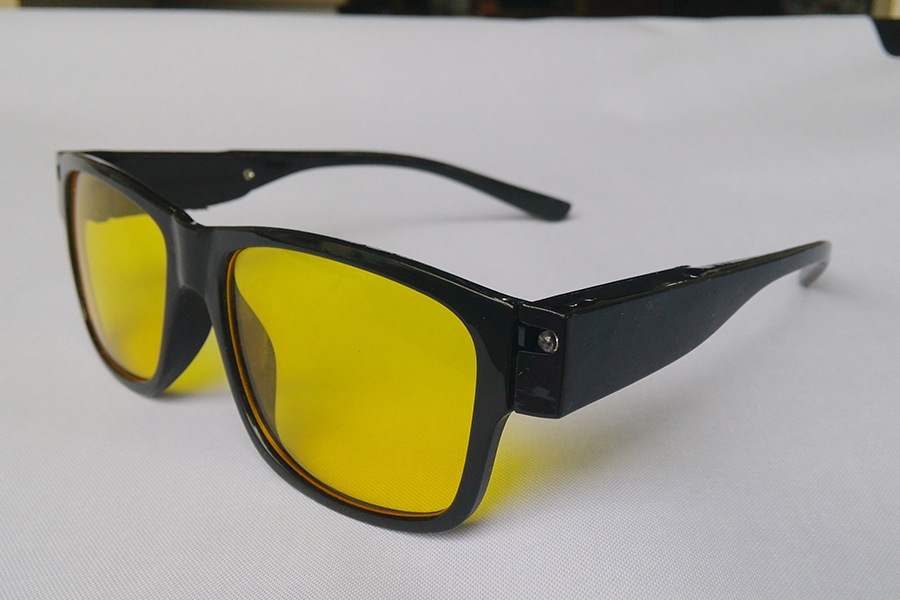 led带灯照明验钞 夜视镜 地摊 展销会带灯老花镜_眼镜及配件_列表网