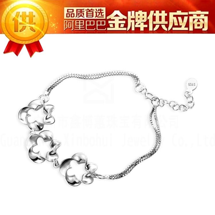 汶上小饰品批发:新兴市场中的璀璨明珠