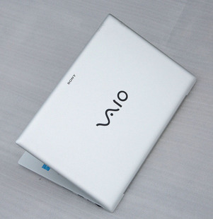 3寸sony/索尼 笔记本电脑 酷睿i5超级本 金属商务电脑