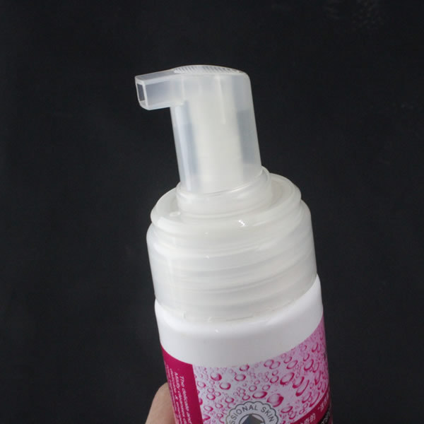 厂家批发洁面泡沫摩丝 卸妆控油保湿活肤滋润美白护理一件代发