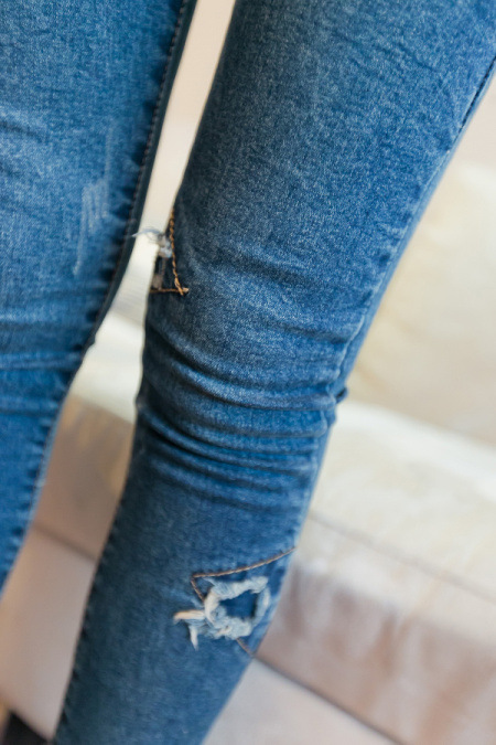 女装新款2014个性三角破洞设计怀旧超显瘦小脚牛仔裤长裤九分裤图片