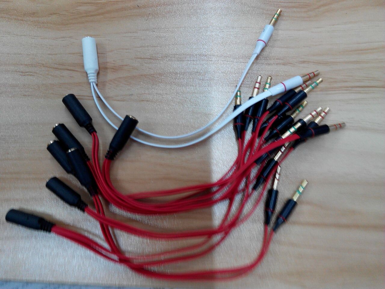 批发面条二合一音频线 手机电脑转接线 手机耳机线 一分二音频线