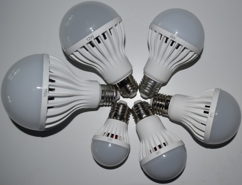 led 3w球泡灯 led 220v e27球泡灯