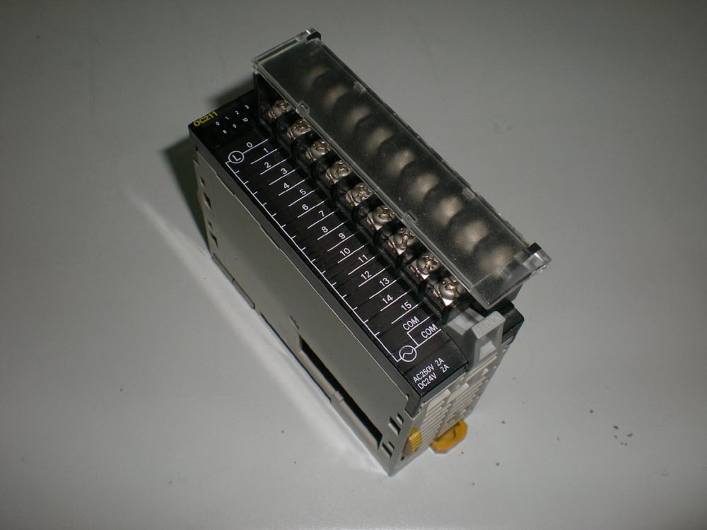 【原装全新】欧姆龙plc模块 cj1w-oc211 保修一年