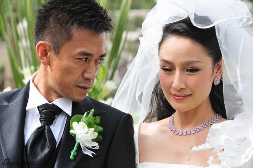 王学兵15年3段婚史 三位妻子颜值谁更高?