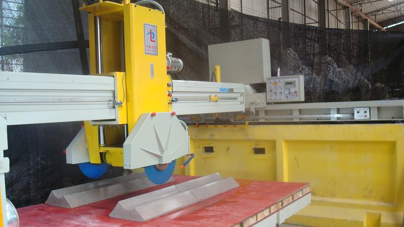 最新供应 石材切割机 机械生产销售石材三维全自动石材电脑仿形机