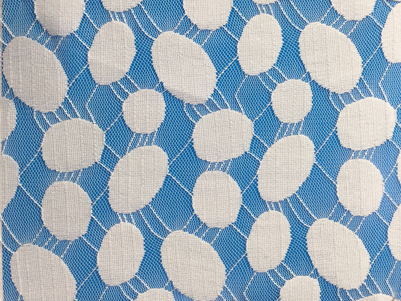 椭圆网布蕾丝面料 涤纶无弹材质 2015服装面料