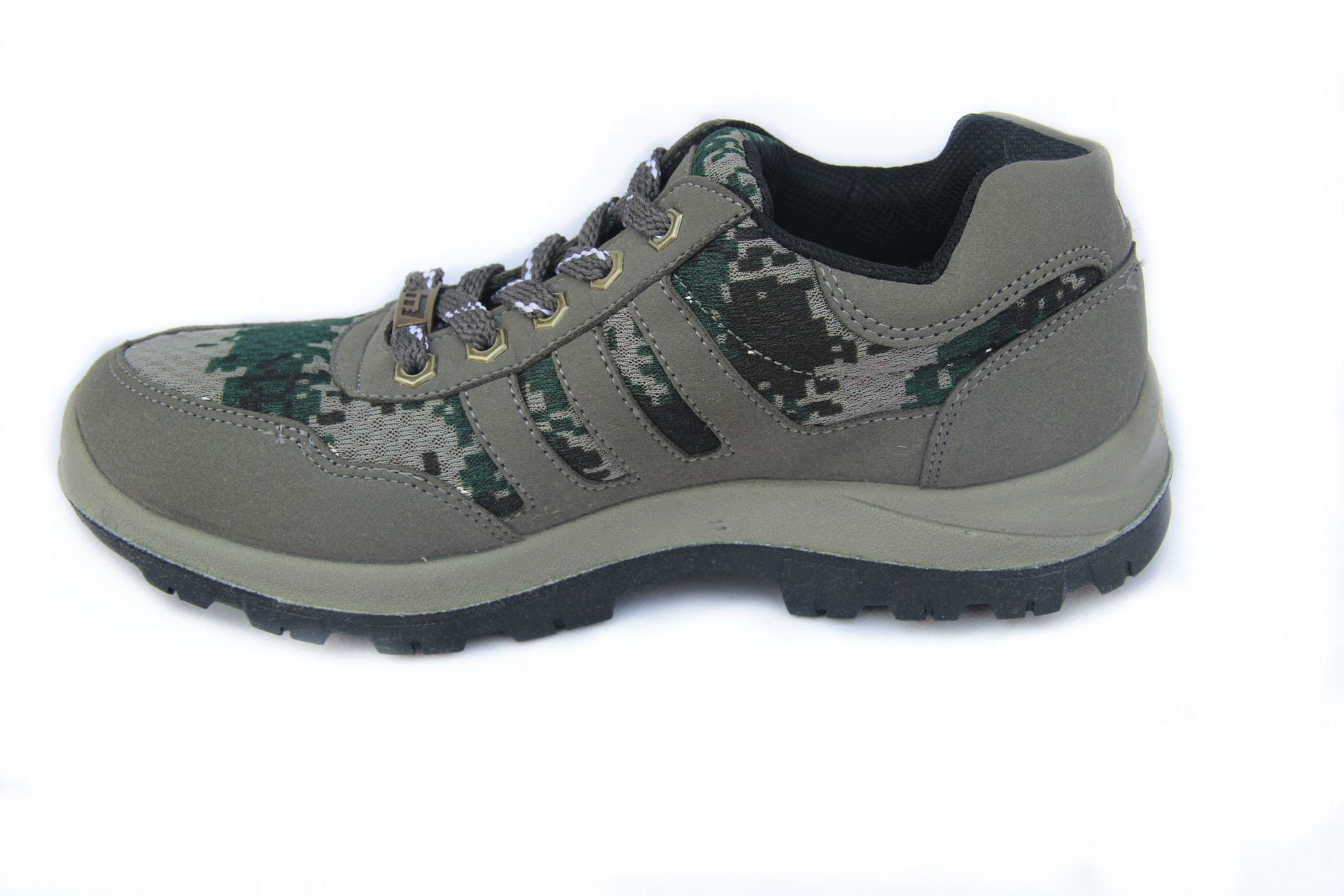 重庆强步 川军1137 林地迷彩休闲徒步运动鞋 透气小网