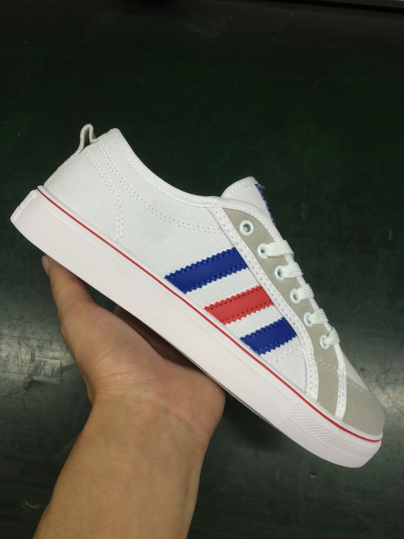 伐木累韩国三条杠帆布鞋百搭学生透气三道杠街拍跑步鞋情侣运动鞋