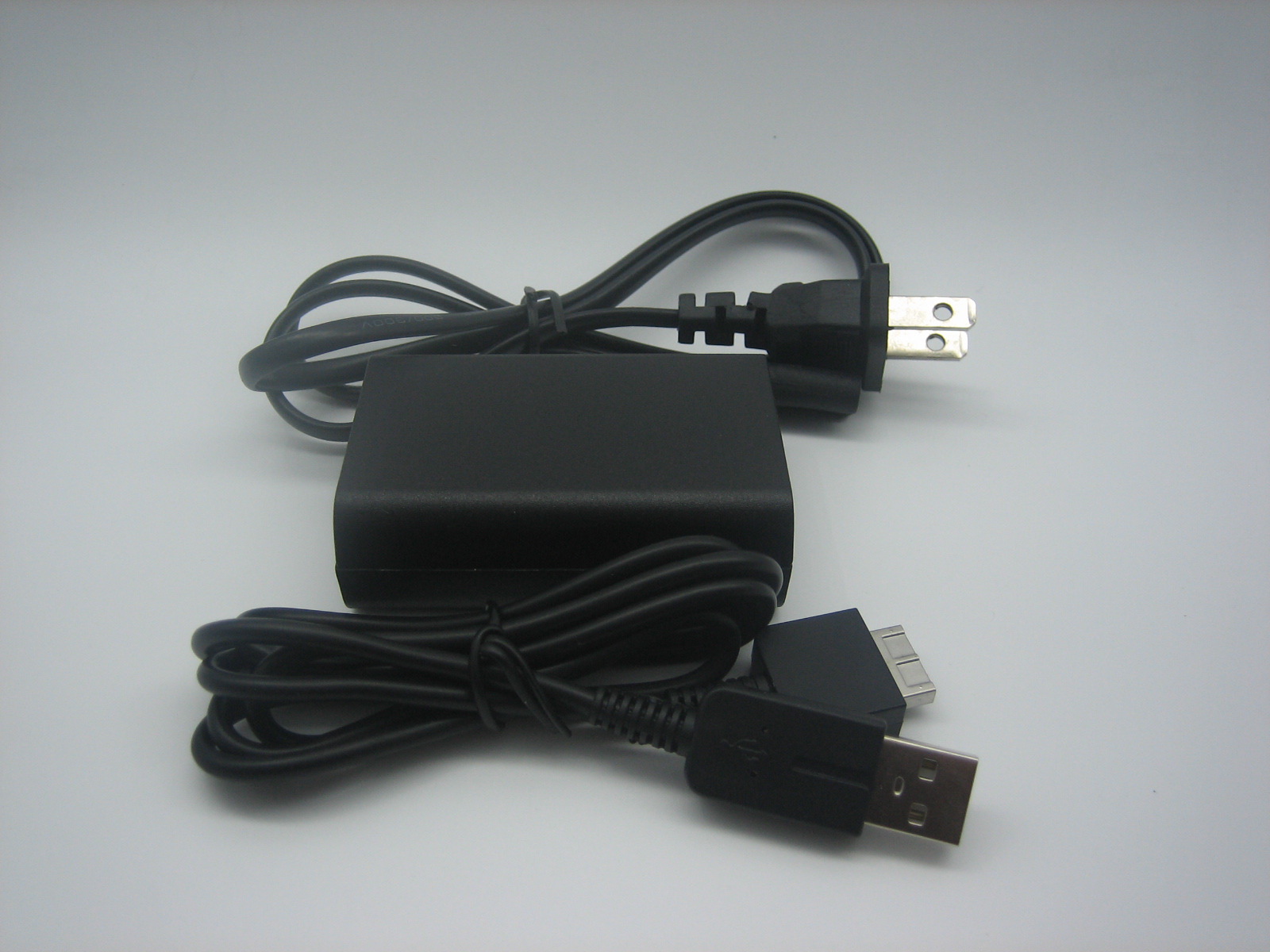 工厂直销psvita 充电器 psv 火牛 psv电源充电器 游戏机配件