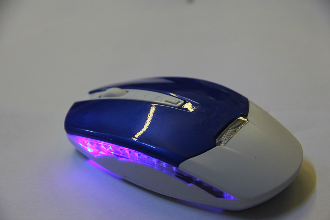 新款超薄无线鼠标 led彩灯无线鼠标2.4g礼品鼠标 鼠标厂家批发