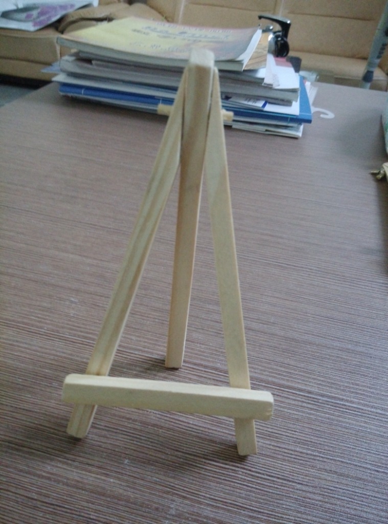 桌面微型木质展架手机支架 迷你三角木画架 木质小摆件展示架