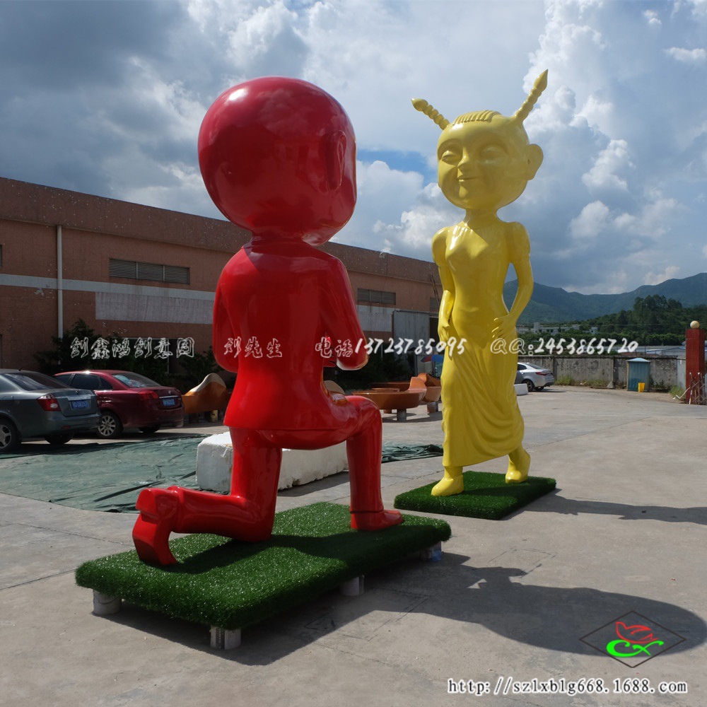 玻璃钢人物雕塑 广场大型q版婚庆人物雕塑 广场景观雕塑