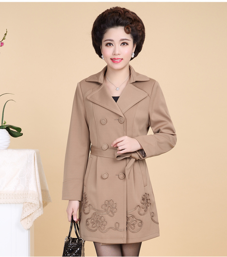 中老年女装春秋装外套长袖中年妈妈装休闲风衣双排扣外套上衣批发