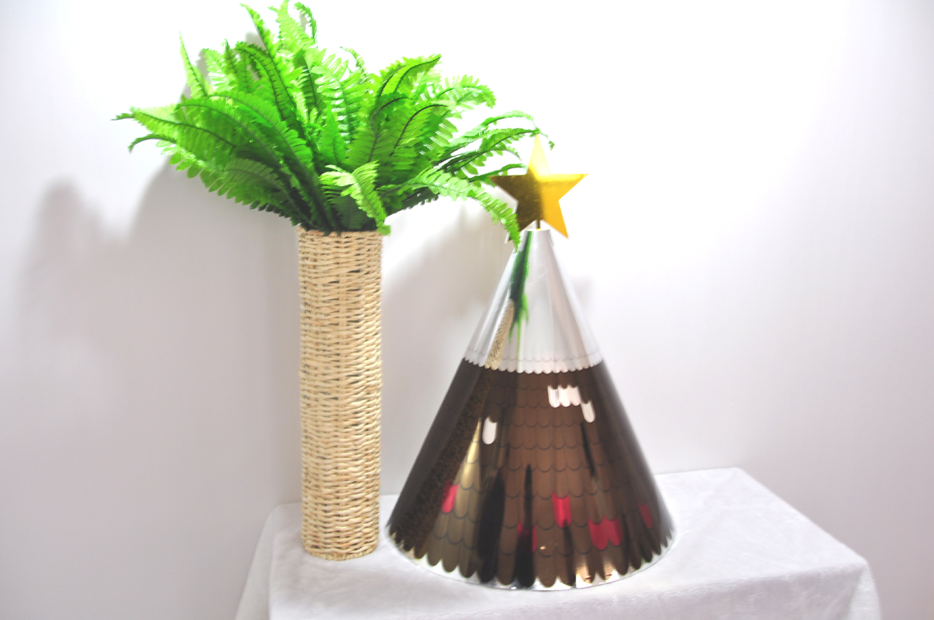 雪弗板雕刻圣诞道具 圣诞节装饰 创意圣诞树橱窗布置 开业美陈道