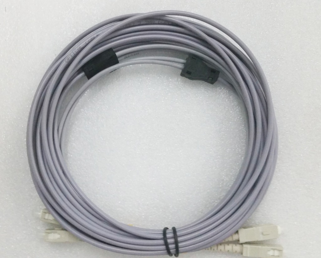 lc/upc 多模mm62.5/125 3.0mm一管双芯铠装防鼠咬光纤跳线