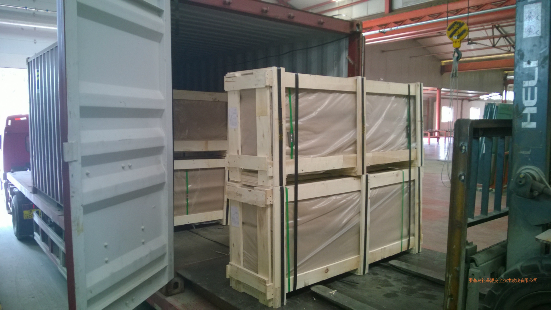 江苏无锡供应高挡展示柜超白钢化玻璃,按图加工,工艺精湛详情 - 中国