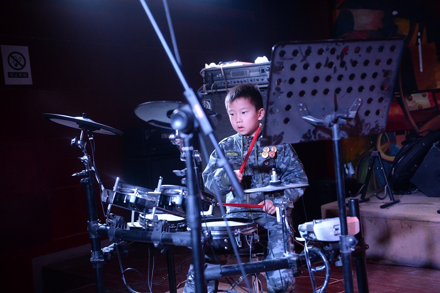 杭州翼现代打击乐,专业架子鼓,爵士鼓培训中心