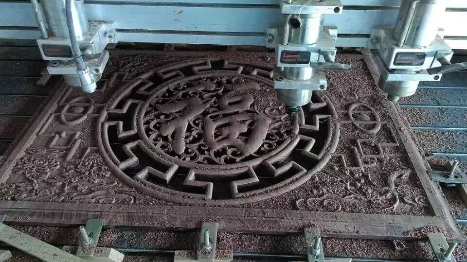 1325木工雕刻机 数控实木雕刻机 木门切割雕刻机 浮雕雕花