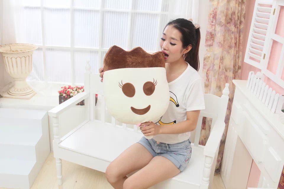 宝宝乐冰淇淋情侣抱枕毛绒玩具婚庆布娃娃情侣玩偶送男女生日礼物