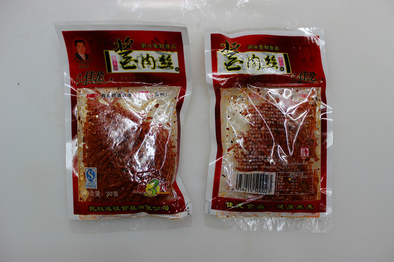 佳龙酱肉丝28g零食小吃80后90后经典怀旧小面筋非卫龙辣条