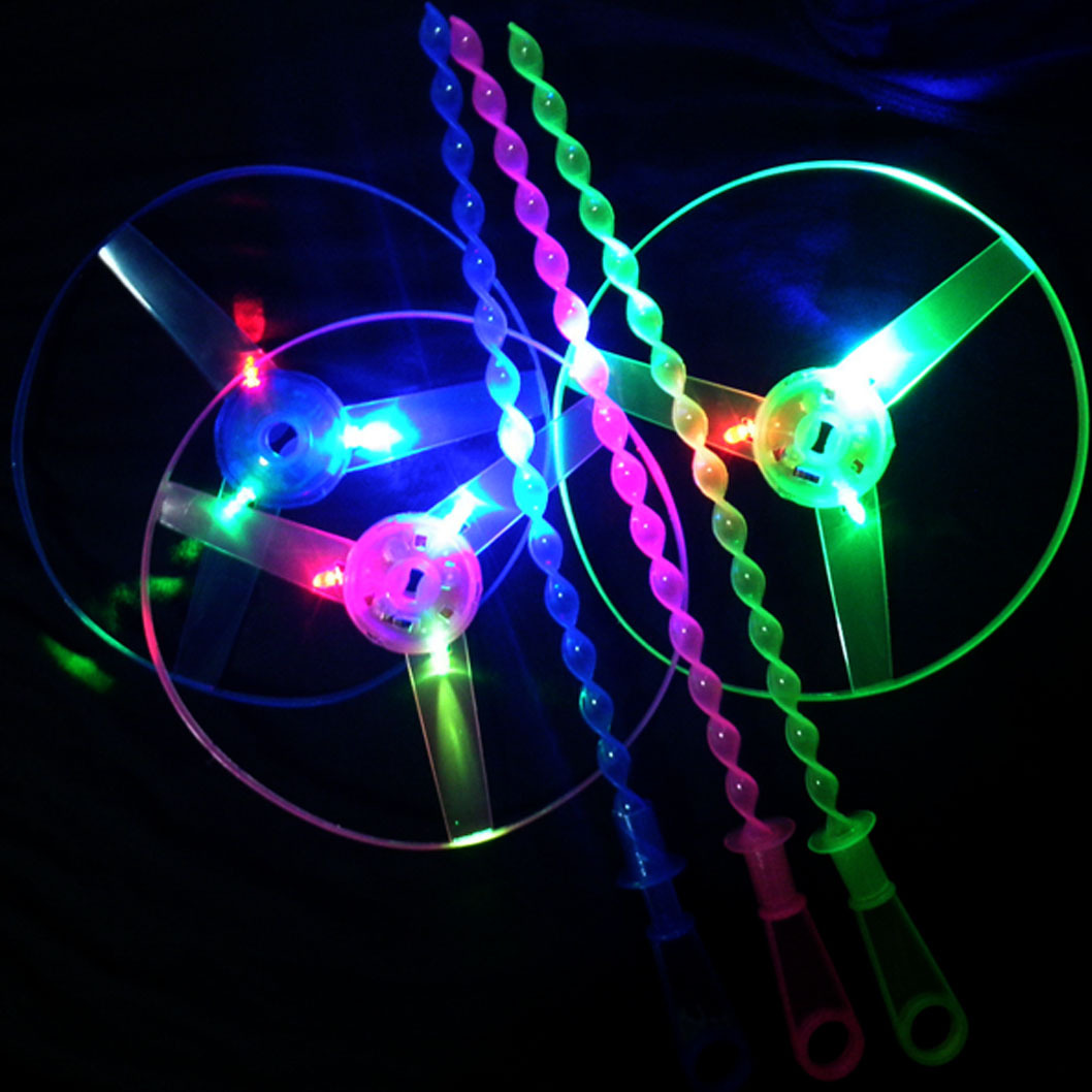 发光玩具 地摊广场夜市神器 发光手推飞碟 飞天仙子 厂家批发