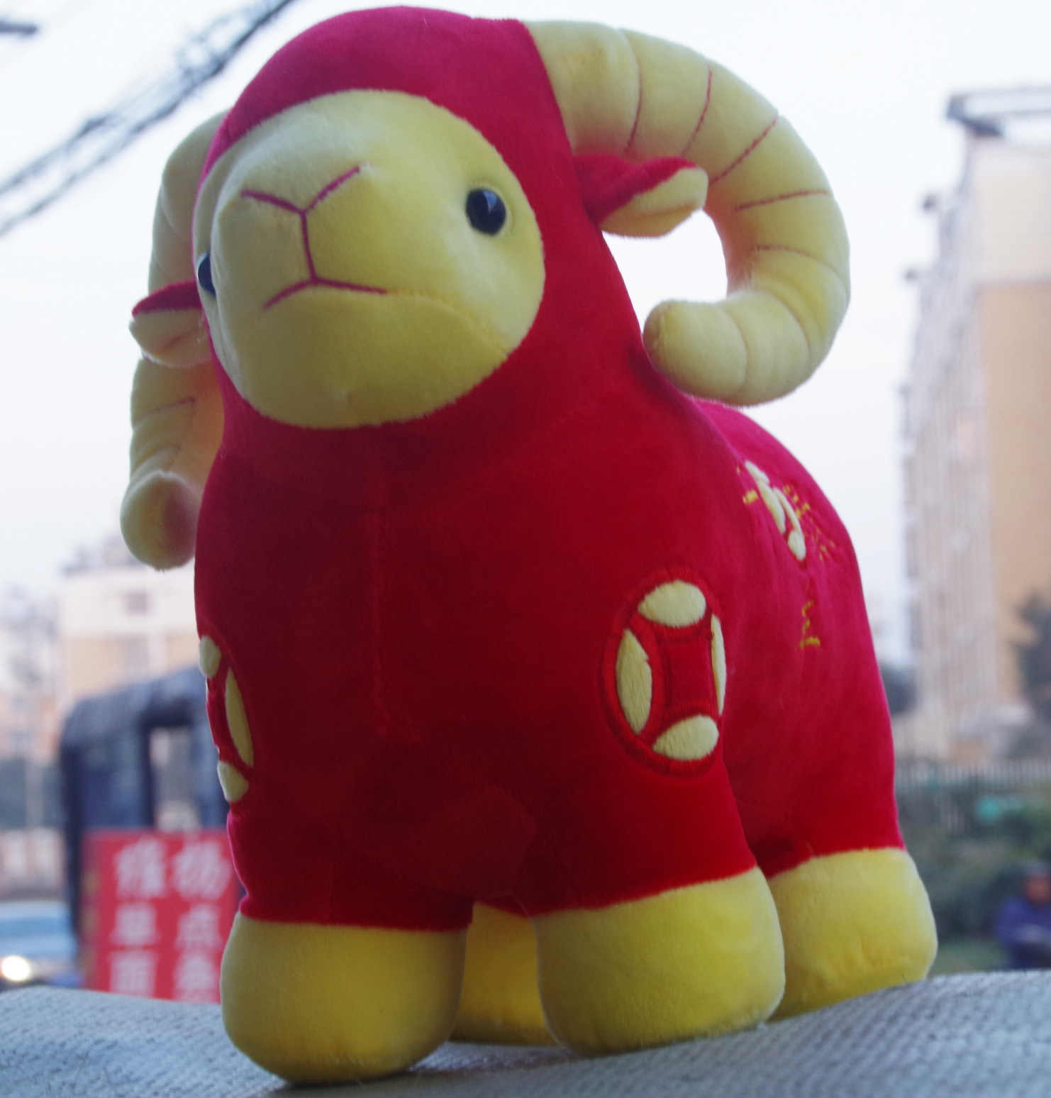 可爱羊年小羊毛绒公仔玩偶 三羊开泰绵羊玩具布娃娃 新年礼品批发