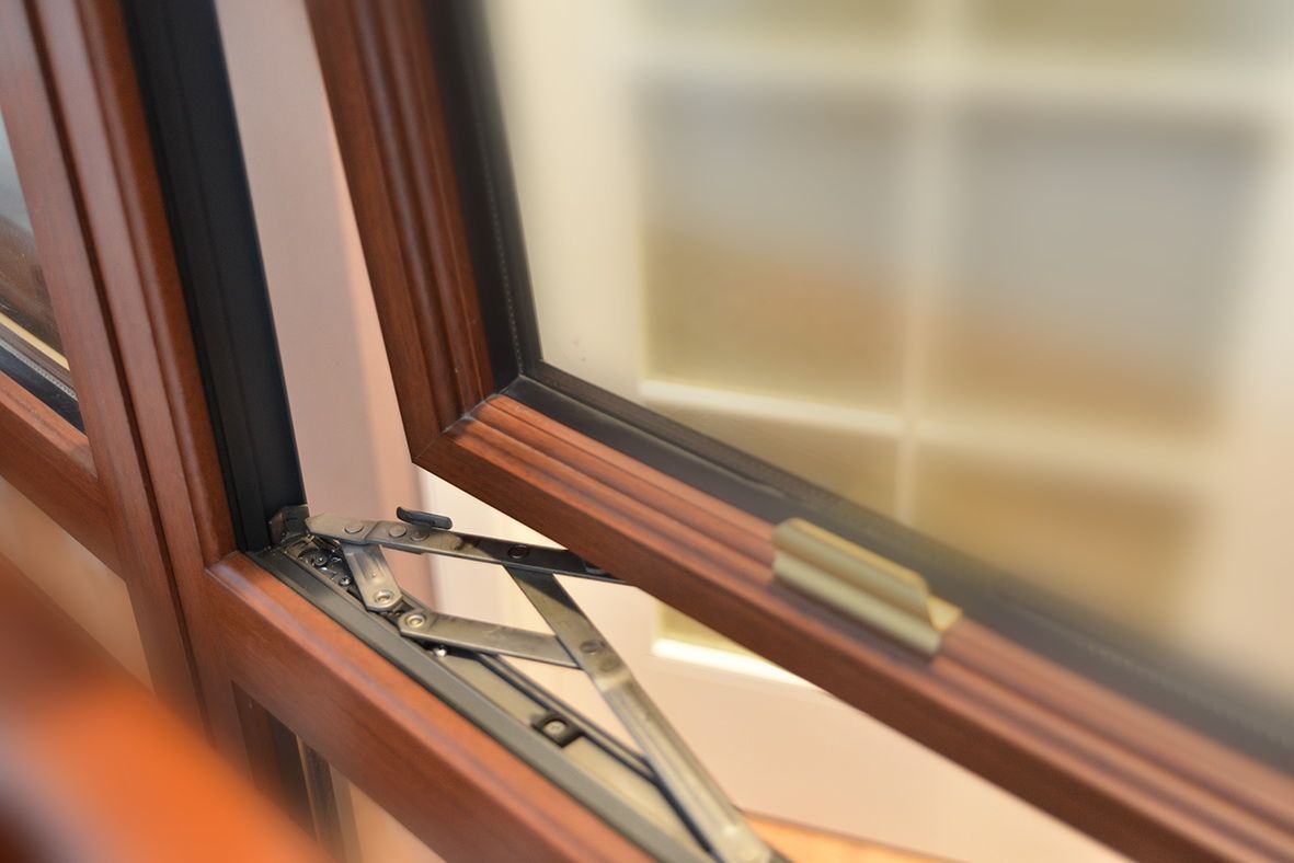 厂家定制中高档门窗 外开下悬铝合金窗 外开下悬优质铝合金窗