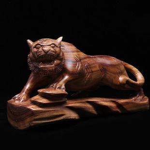 花梨木十二生肖老虎 木质家居工艺品摆件 手工根雕送礼必备单品