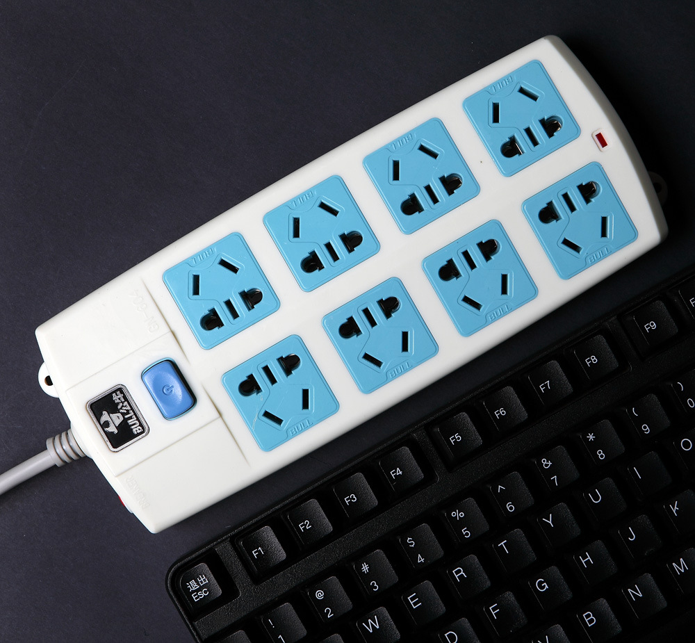 公牛插座 gn604 无线 3米接线板八位插排插线板