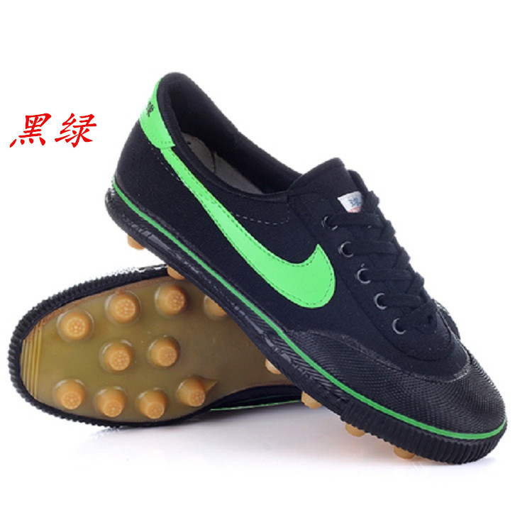 中国三球足球鞋图片