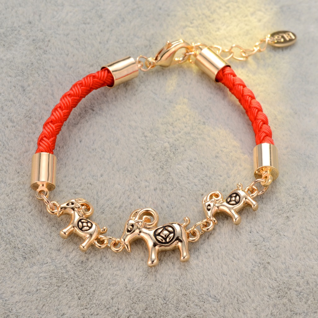 简单爱高档保色镀真金小羊饰品 三只小羊新款手链批发 红绳子手链