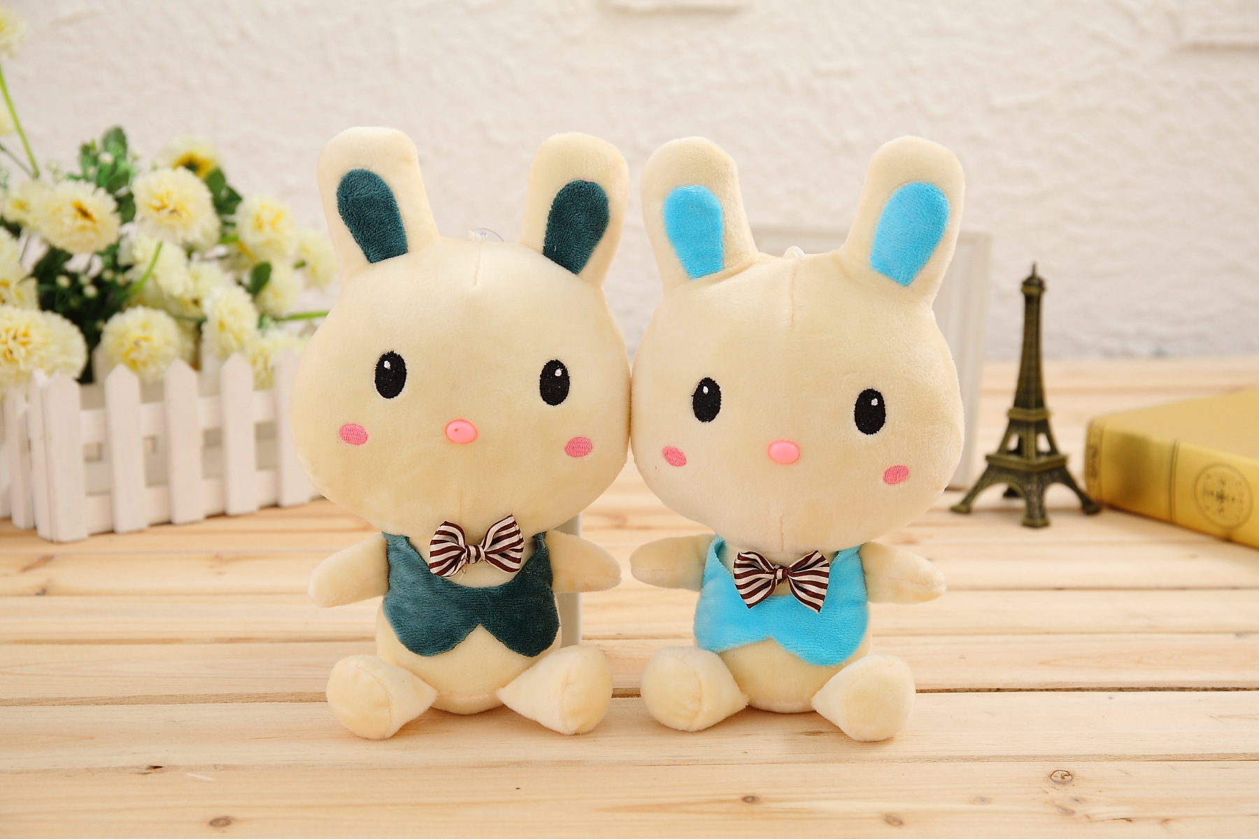 毛绒玩具爪机布偶多彩 公仔情侣兔娃娃 创意可定制 送男女朋友