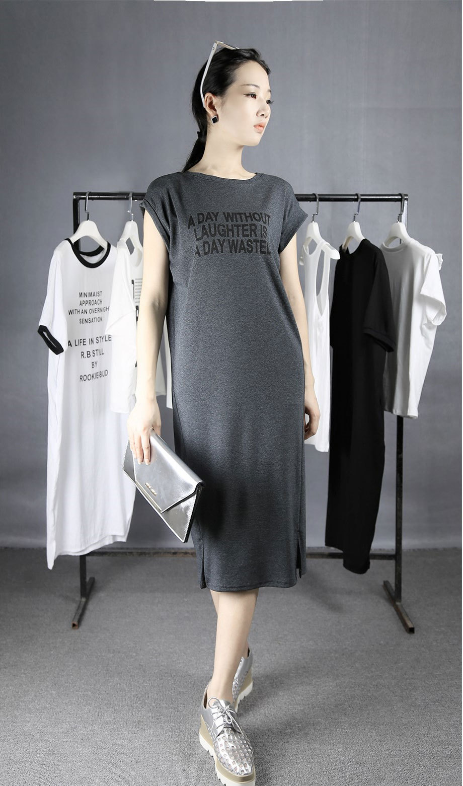 塔素女装8029针织长款裙t字母连衣裙显瘦显高宽松大码短袖休闲