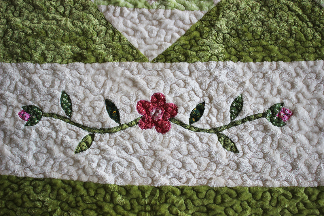 【莉莲娜】手工绗缝贴布绣毛绒地垫客厅卧室防滑地垫田园风格特价