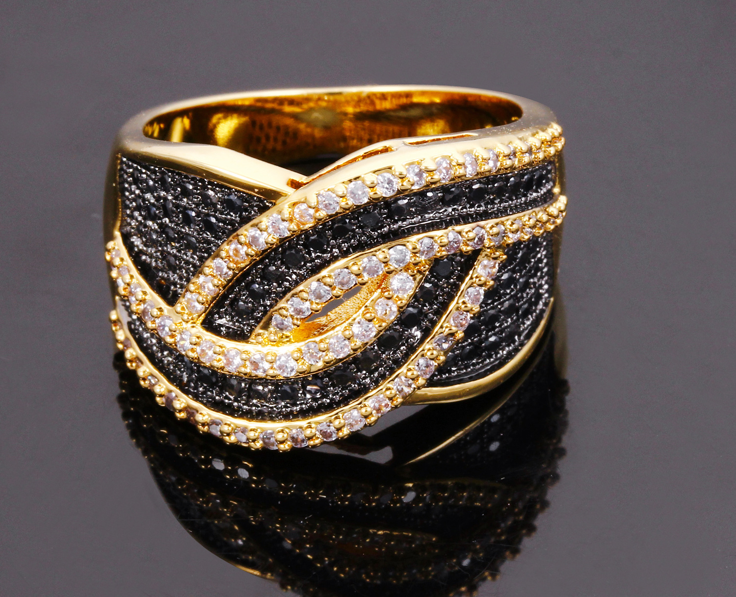 欧美原单复古饰品 个性时尚镶黑白钻镀金戒指 指环 大量现货热卖