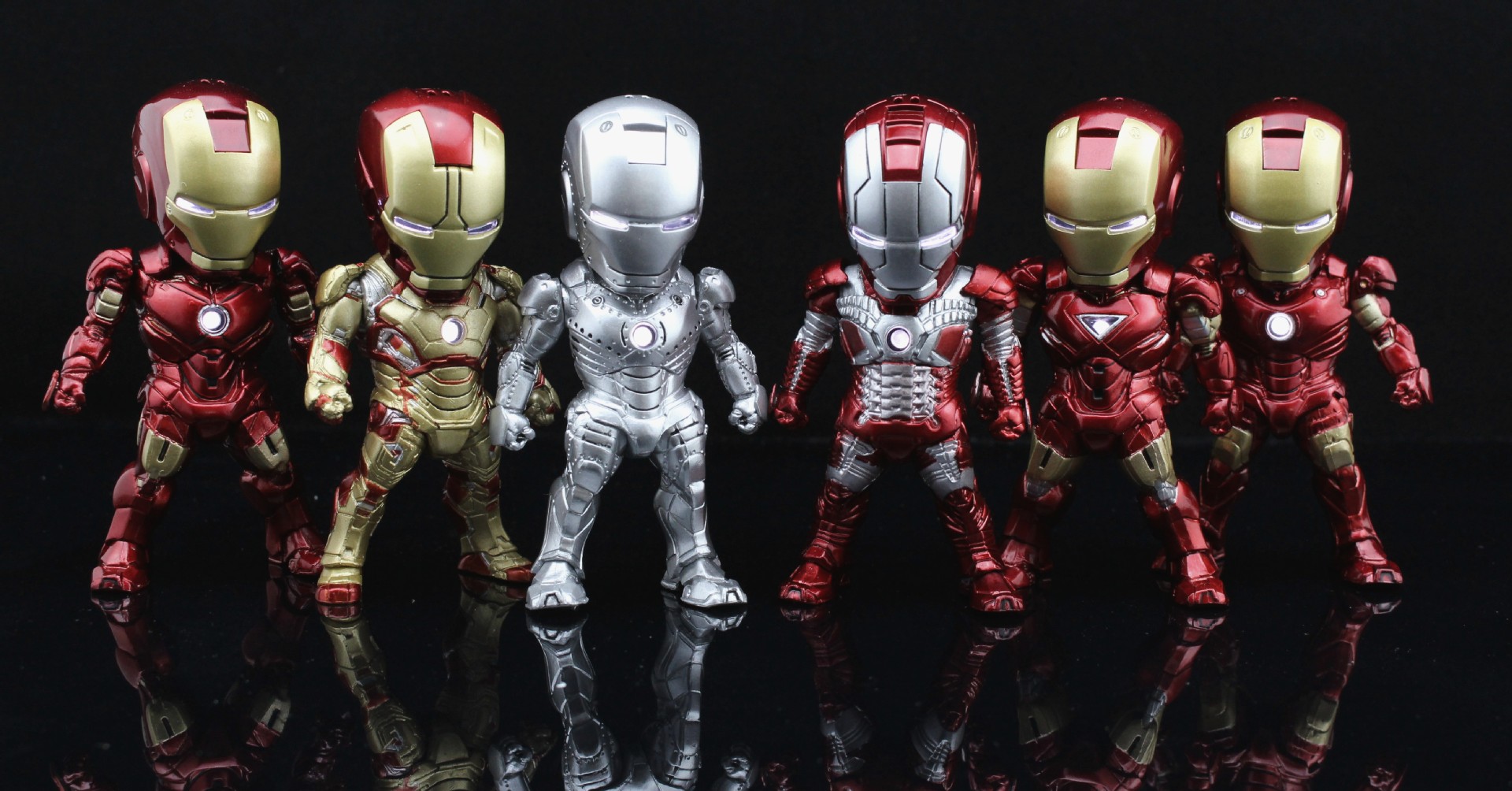 家居用品,母婴,玩具 玩具 人偶,娃娃玩具 6款钢铁侠a套装mini egg