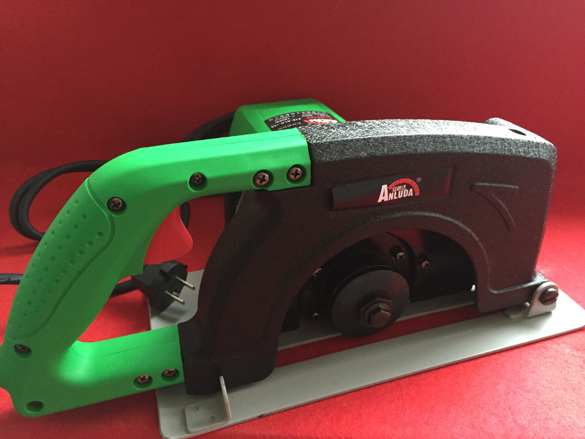 厂家直销 墙壁开槽工具 安路达180石材切割机