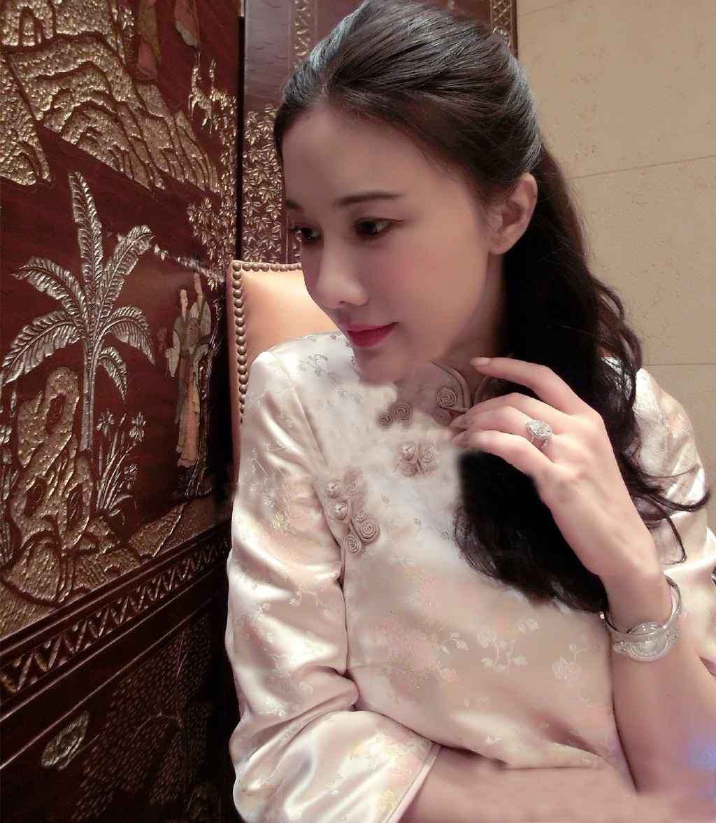 服装鞋帽箱包,钟表眼镜 女装 旗袍 钰懿纺粉色a字长款小袄 敬酒服年会