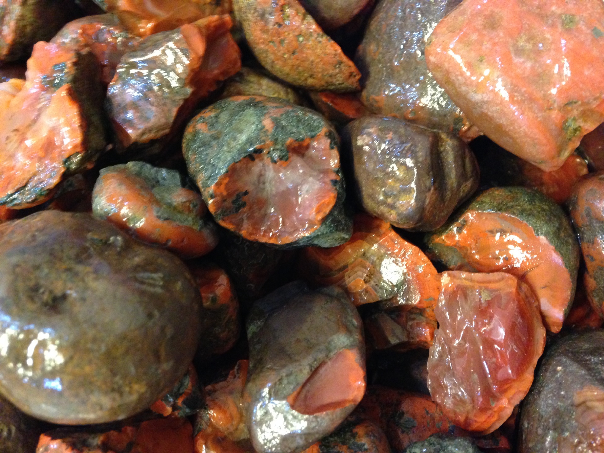 四川凉山,九口,南红玛瑙原石