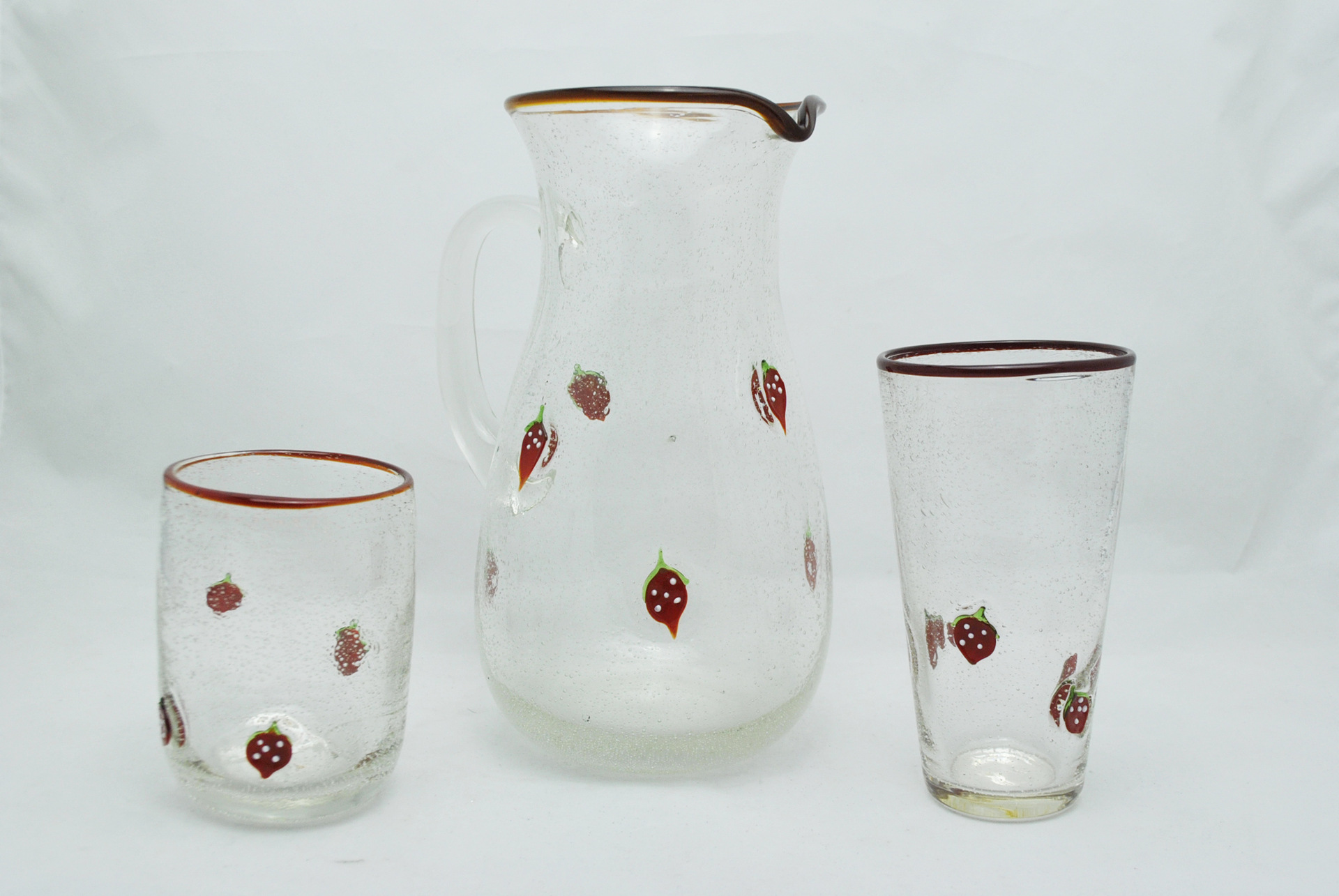 生产人工制作的开口工艺 钠钙玻璃高脚酒杯 水杯