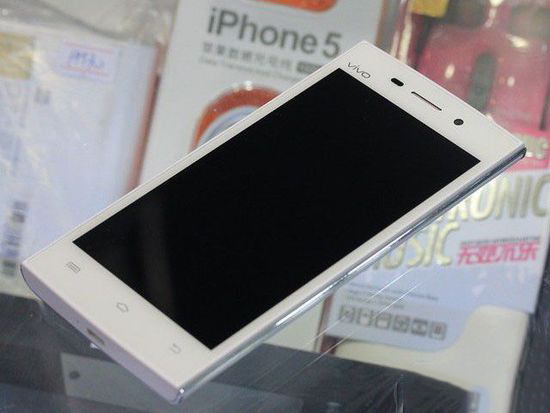 【现货】步步高y13 优良500万像素 广告促销 512mb机身内存手机